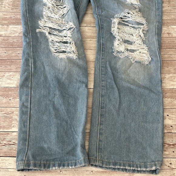 Simple Society Light Wash Distressed High Rise Straight Leg Jeans - Picture 4 of 10